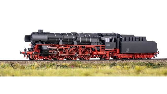 Trix T22740 — Dampflok 01.10 Kohle DB